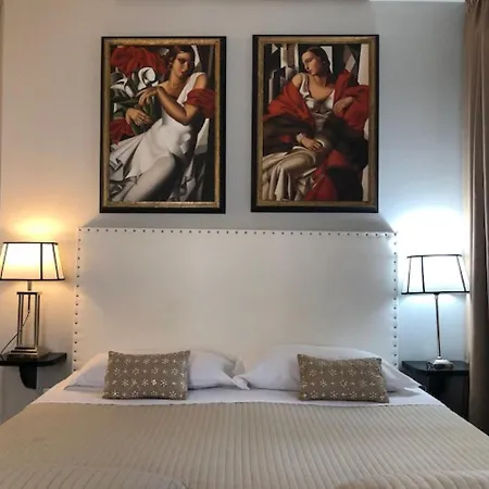 Residenza Ca' Degli Enzi 3*