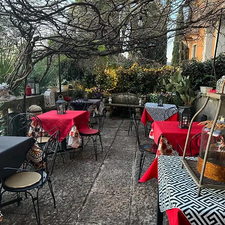 Bed & Breakfast Residenza Ca' Degli Enzi